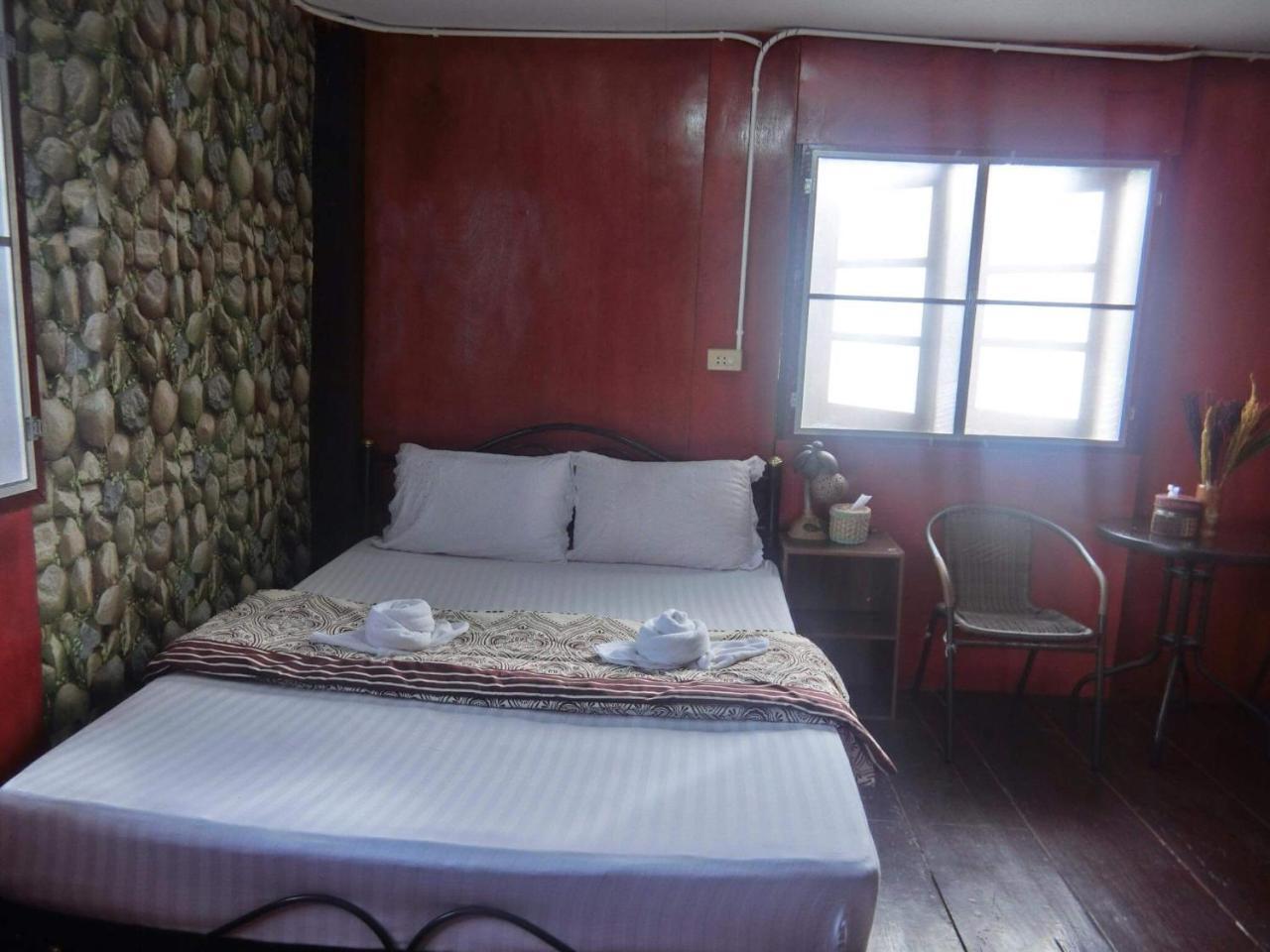 Sangjun Guesthouse Trat Exteriör bild