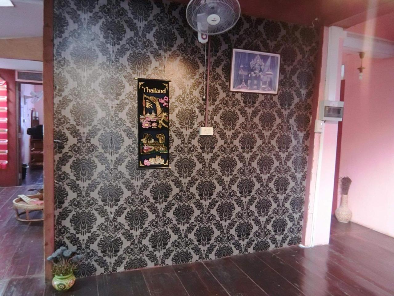 Sangjun Guesthouse Trat Exteriör bild