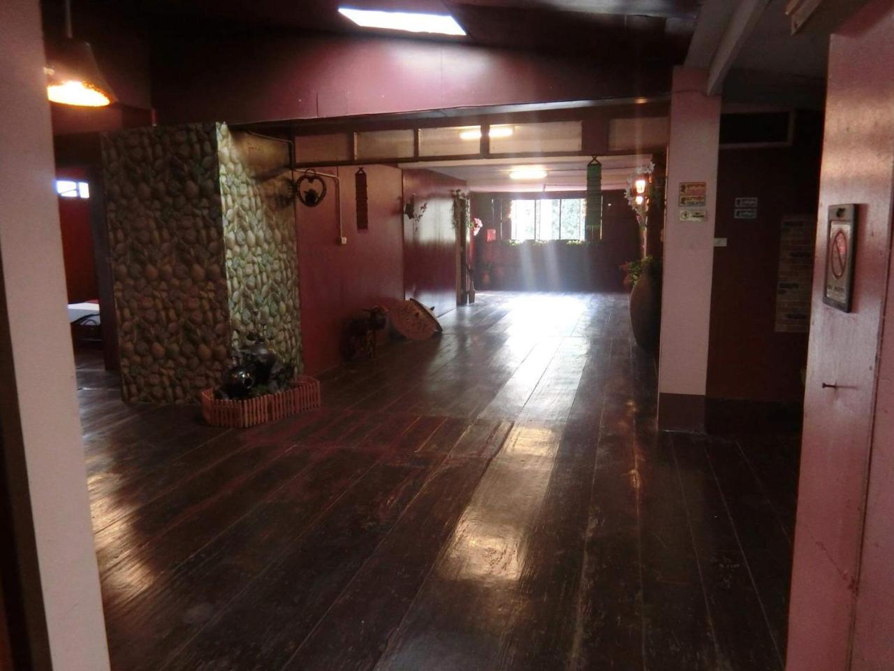 Sangjun Guesthouse Trat Exteriör bild
