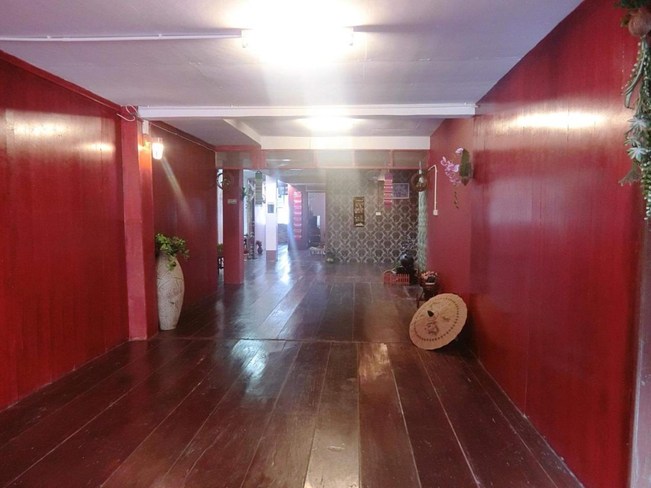 Sangjun Guesthouse Trat Exteriör bild