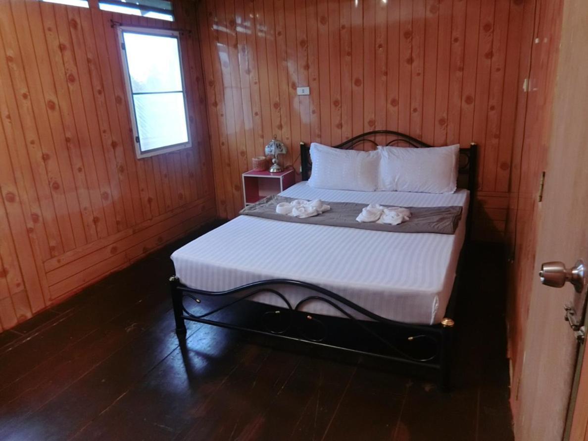 Sangjun Guesthouse Trat Exteriör bild