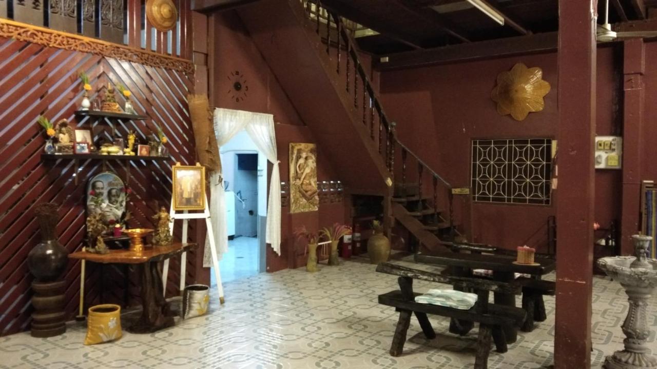 Sangjun Guesthouse Trat Exteriör bild